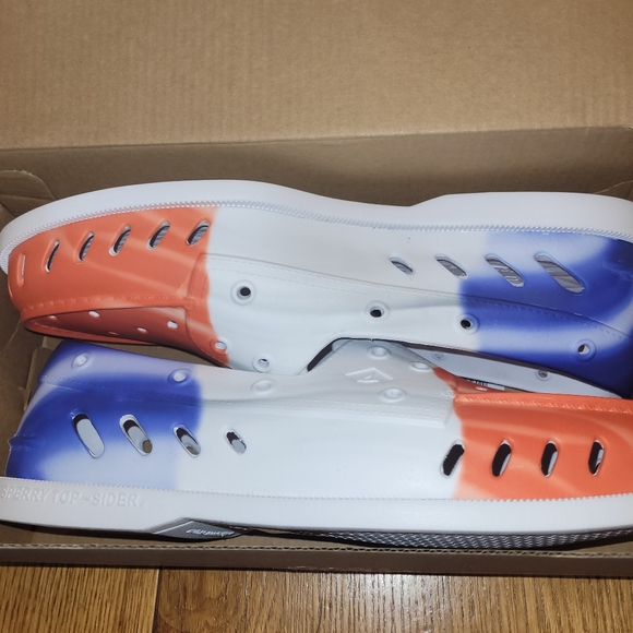 Man's boat shoes - Picture 3 of 8